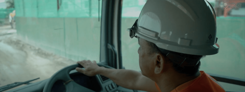 ขับรถบรรทุก