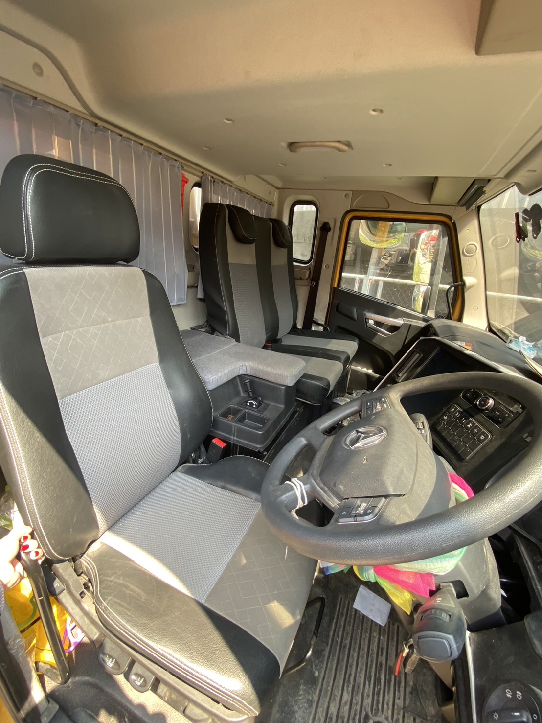 STC250T4 - Image 6